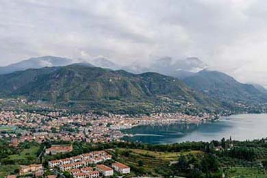 Snowflake Stock Surges Ahead of Earnings: The 'Growth Mode' Hype & What's Really Going On