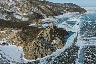 Snowflake Stock Surges Ahead of Earnings: The 'Growth Mode' Hype & What's Really Going On